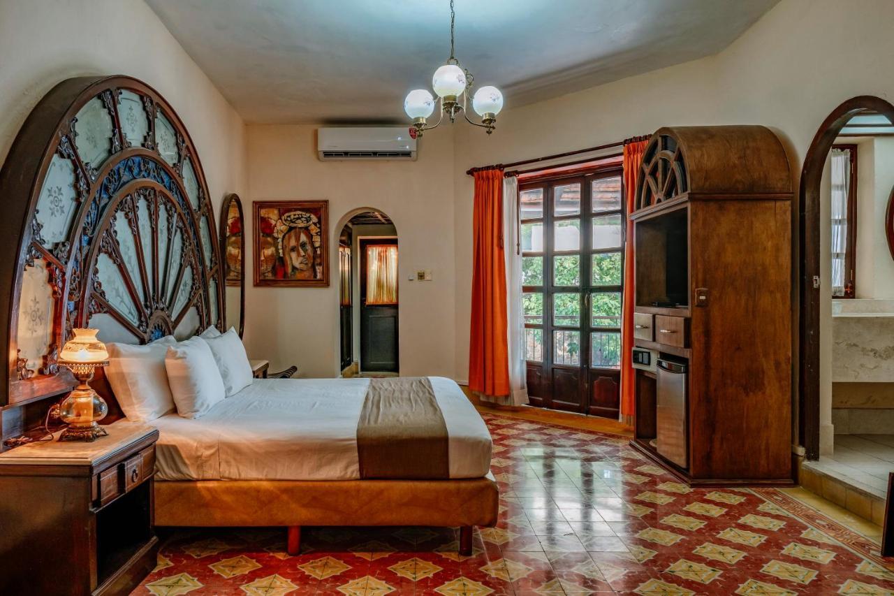 Hotel Casa del Balam Mérida Exterior foto A room at the hotel