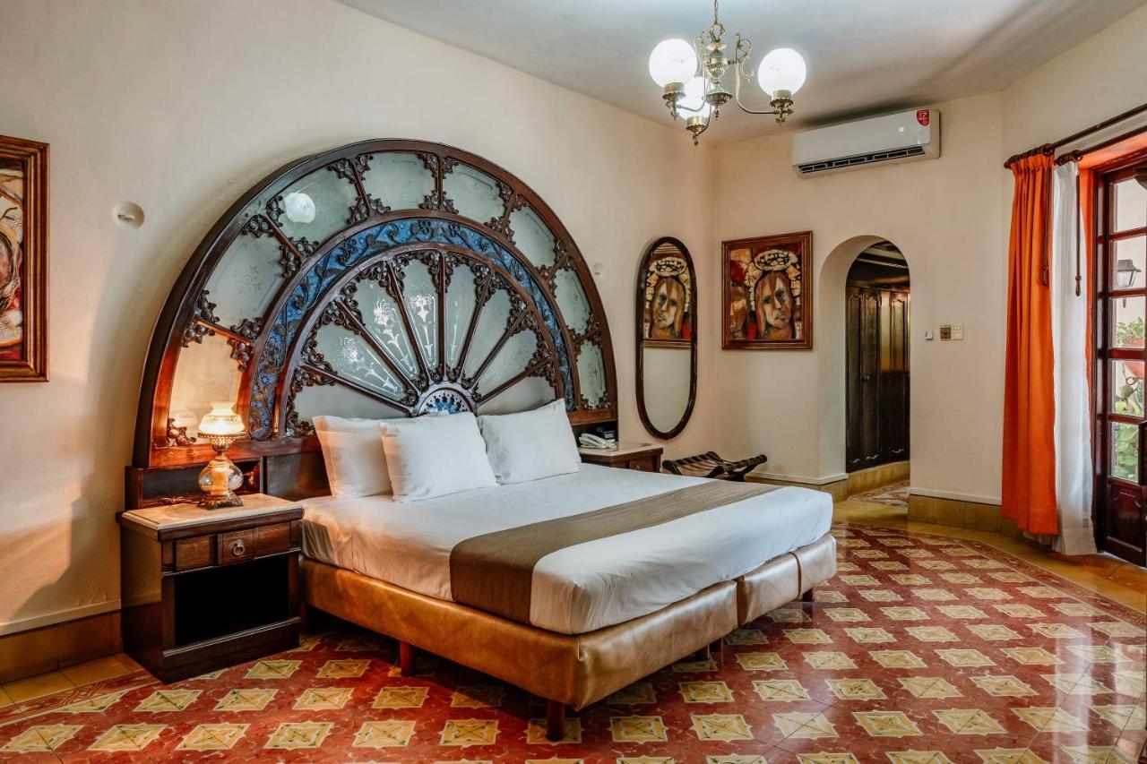 Hotel Casa del Balam Mérida Exterior foto A room at the hotel