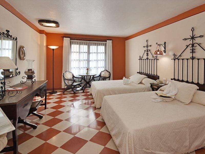 Hotel Casa del Balam Mérida Exterior foto A room at Hotel El Prado
